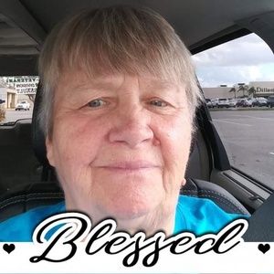 Meet your Posher, Sandra